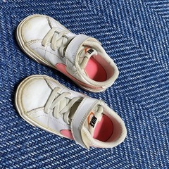 Nike & スケッチャーズ キッズスニーカーセットの画像
