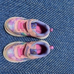 Nike & スケッチャーズ キッズスニーカーセットの画像