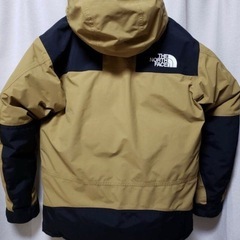 THE  NORTH  FACE   マウンテンダウンジャケットの画像