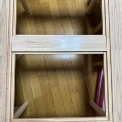 こども用テーブル　デスク　机
