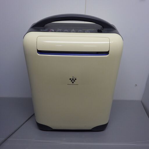 2006年製 シャープ 冷風・衣類乾燥除湿機 配達設置対応/1カ月保証 除湿能力 木造：8畳 鉄筋：16畳　CV-T71CH-W　SHARP