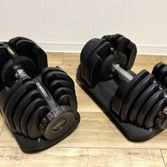 可変式ダンベル2個セット（それぞれ5kg〜40kg）