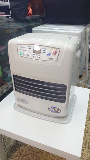 ストーブは重宝！『超美品❗』ダイニチ ブルーヒーター 【型名 FHY-32TS7】