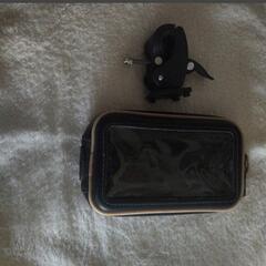 バイク用品（スマホホルダー）中古品　防水性