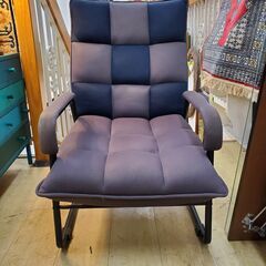 肘掛け付き リクライニングチェア グレー×ネイビー■横幅55cm×奥行78～88cm×高さ79～88cm■買取帝国 朝霞店 配達可能の画像