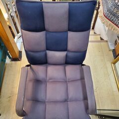 肘掛け付き リクライニングチェア グレー×ネイビー■横幅55cm×奥行78～88cm×高さ79～88cm■買取帝国 朝霞店 配達可能の画像