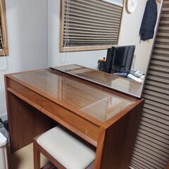 ドレッサー