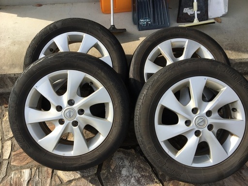 セレナ純正アルミホイール16インチ、4本セットで！