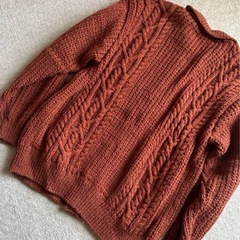 手編みカーディガンの画像