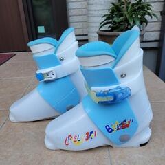 子供用スキーの画像