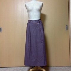 ⑥ GU スカート　Sサイズ