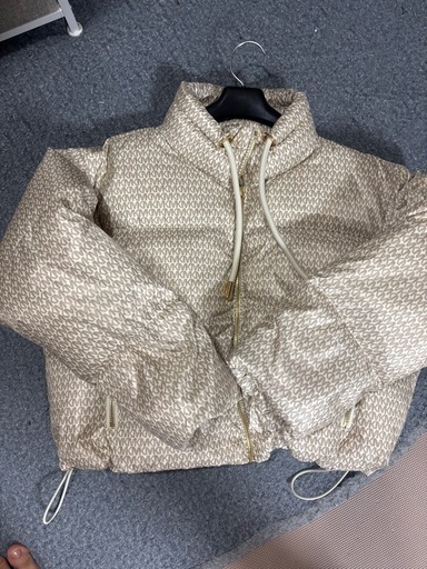 マイケルコース　ショートダウン