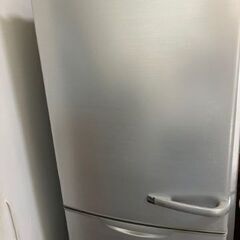 ファミリー向け冷蔵庫(355L)　無料で差し上げます