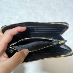 プラダ長財布の画像