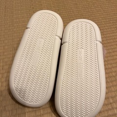 値下げしました⤵︎✨未使用✨モコモコルームシューズの画像