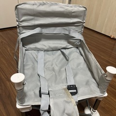 折りたたみ ピクニック ベビーチェア ローチェア テーブル付き の画像