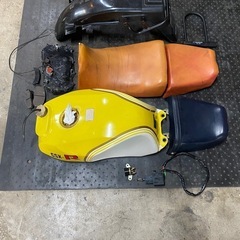 部品　 の画像