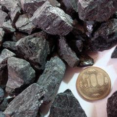 ブラック　トルマリン　原石　一キロの画像