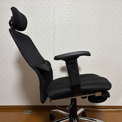 オフィスチェア　リクライニング、オットマン付
　の画像