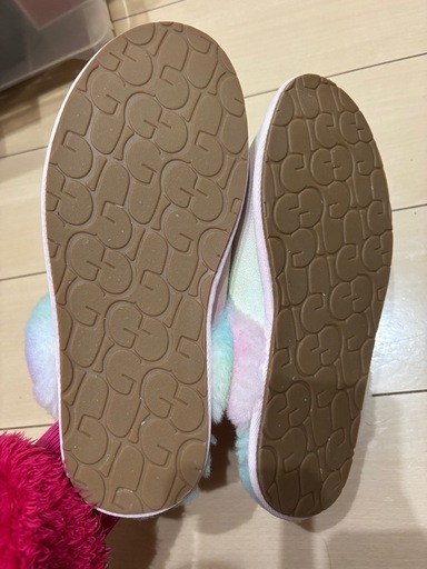 UGG ルームシューズ