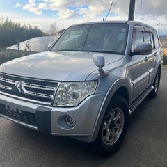 三菱 パジェロ エクシード4WD(ディーゼル ターボ)の画像