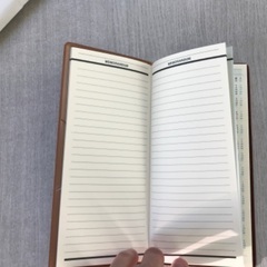 2025 手帳（えんじ色）の画像