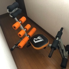 自宅でテレビを見ながら筋トレ！