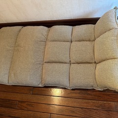 【引き取りのみ】ニトリコンパクト低反発座椅子の画像