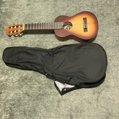ヤマハ製ギタレレ