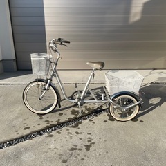三輪自転車の画像