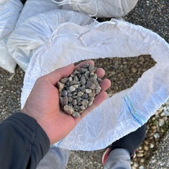 庭砂利　受け渡し予定者決まりました。