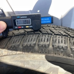 早い者勝ち😊ジャンク扱い　スタッドレスタイヤ　165/60R14の画像