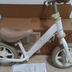 ミッフィー＆メラニー　キックバイクの画像