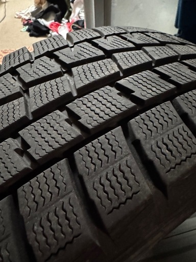 スタッドレスタイヤ4本