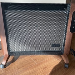 故障品　パネルヒーター