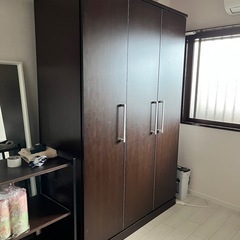 大型洋服収納