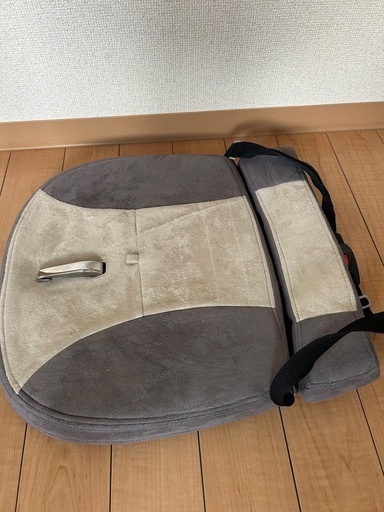 マタニティ用シートベルト補助クッション
