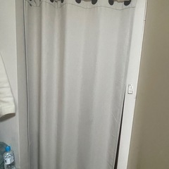 突っ張り棒＆カーテンセットの画像