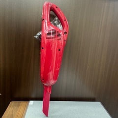 USED makita コードレスクリーナー