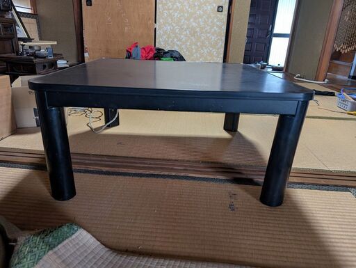黒のコタツ　中古