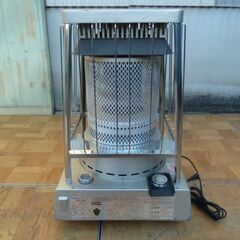 【中古】サンポット 業務用 石油ストーブ リニアロータリー KLR-1910 (8) 灯油 タンク容量 18L 暖房出力 18.73kW 暖房器具 SUNPOTの画像