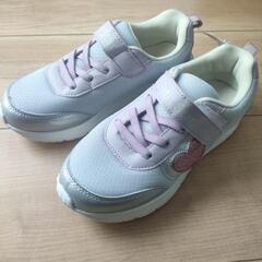 新品女児靴