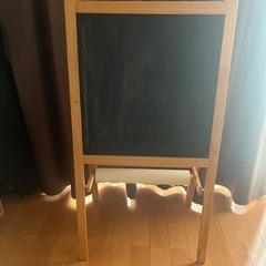 IKEA お絵描きイーゼルの画像