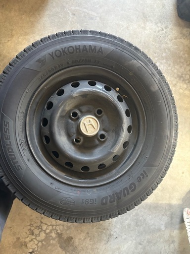 145/80R12スタッドレスタイヤ