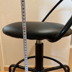 ニトリ　カウンターチェア　キャスター付　の画像