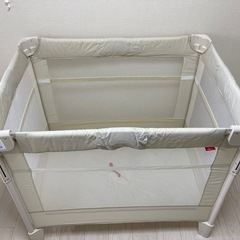 アップリカ ベビーベッド ココネル エアーの画像