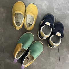 取りに来れる人限定、幼児靴の画像