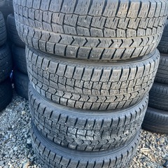スタッドレスタイヤ 205/60R16