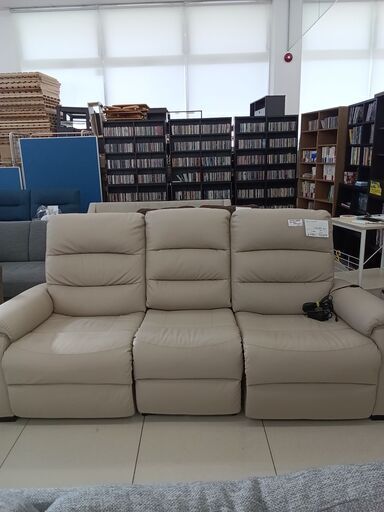 ★ジモティ割あり★ NITORI 電動ソファ ベージュ H94×D80×W206 クリーニング済み HJ5493