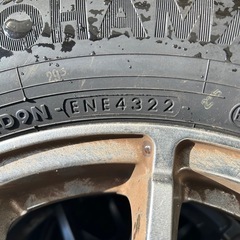 スタッドレスタイヤの画像